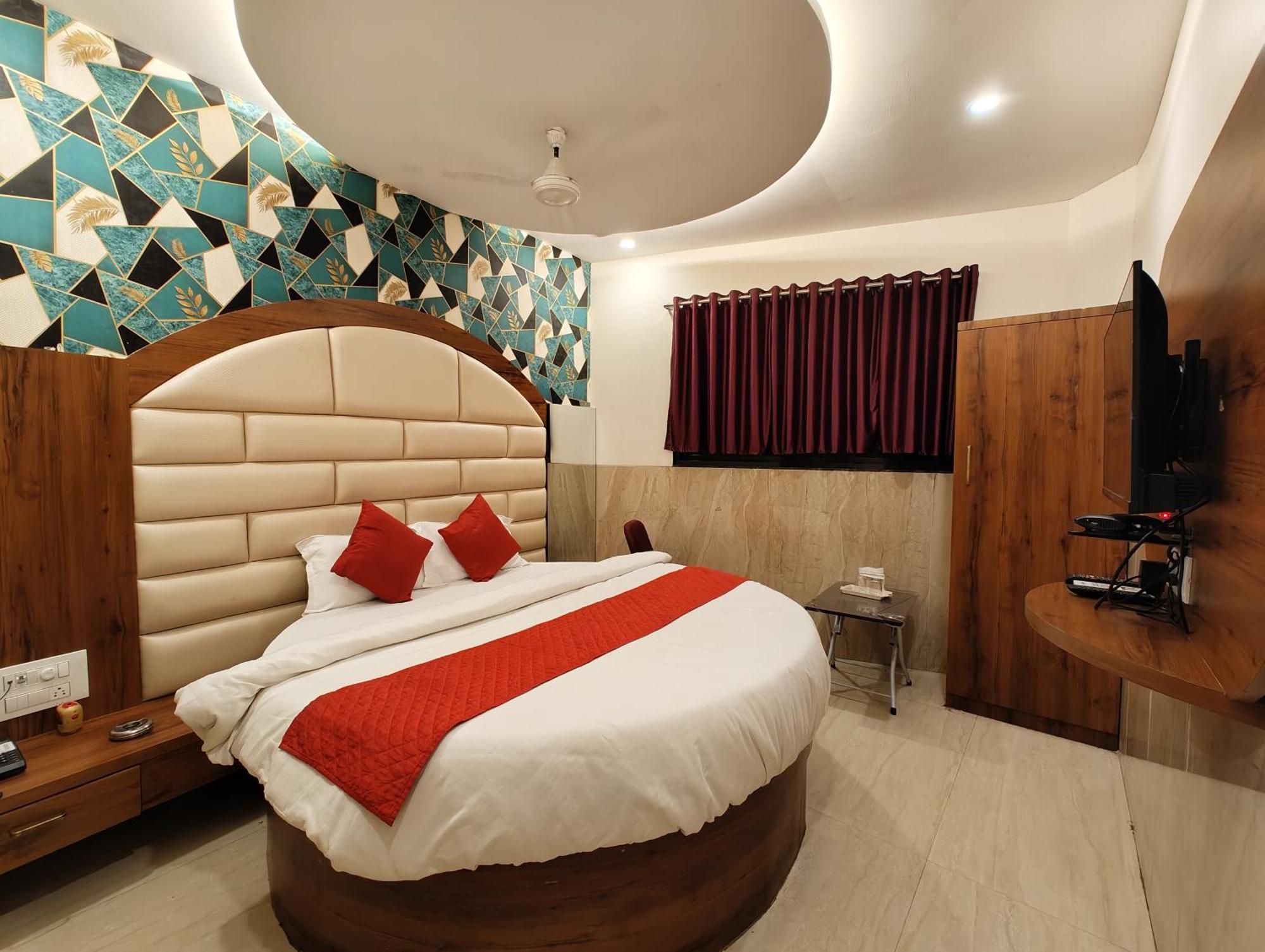 Hotel Dream Palace Residency - Near To Us Embassy Bkc Mumbai Exterior photo